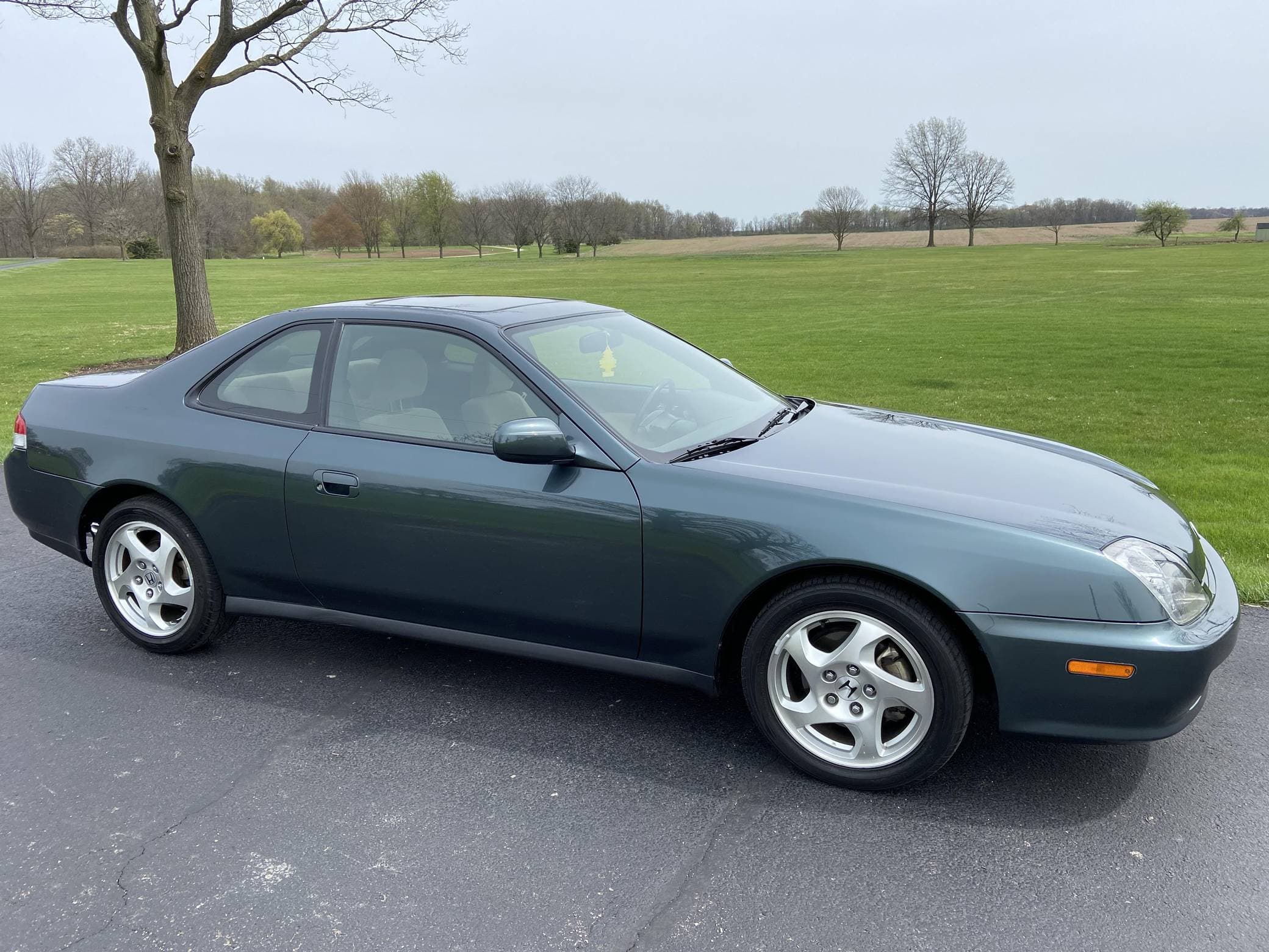 1997 Honda Prelude sold for $10,100
