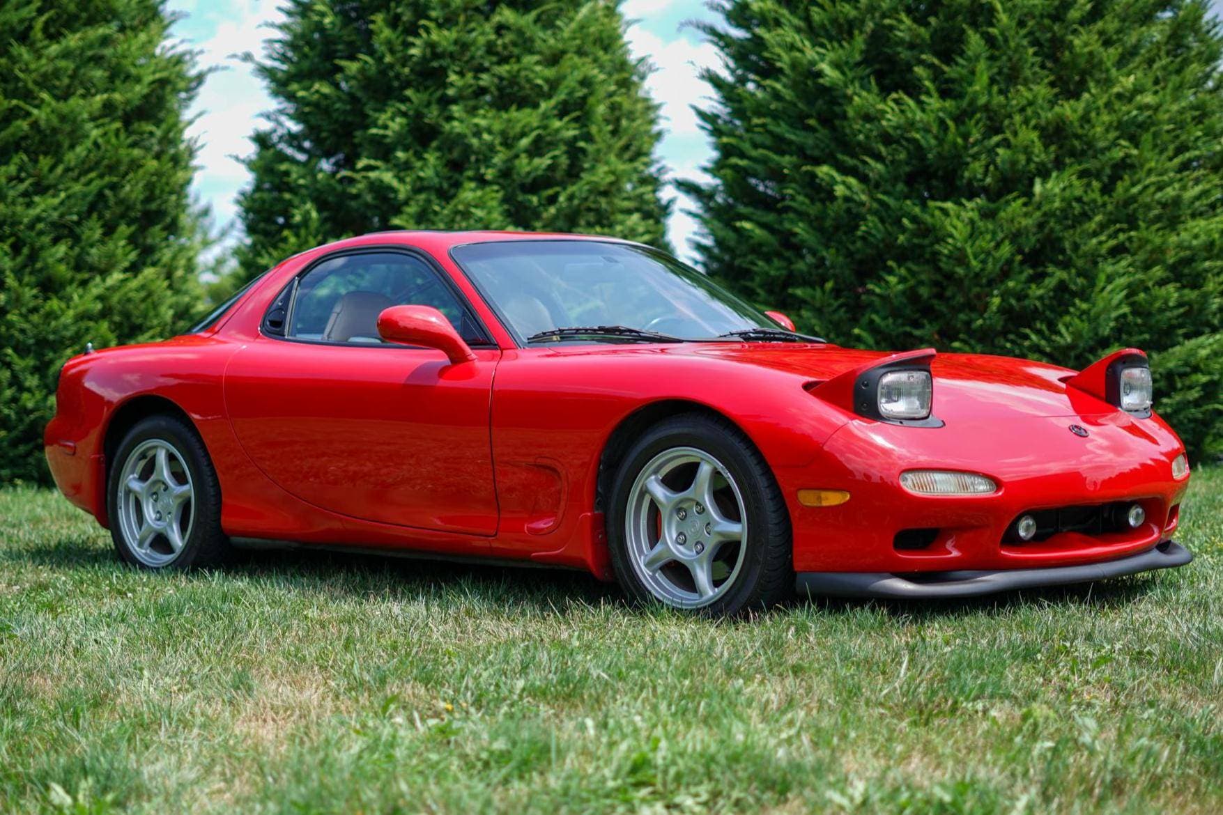 1994 Mazda FD RX-7 sold for $28,750