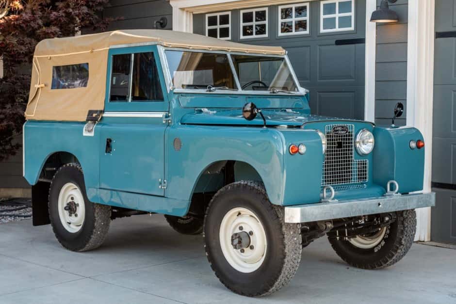1963 Land Rover Series 88 sold for $40,000
