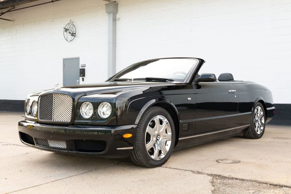 2008 Bentley Azure sold for $86,500