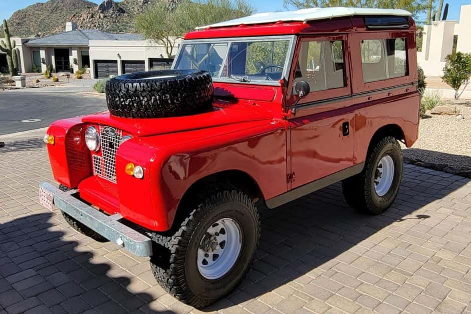 1961 Land Rover Series 88 sold for $19,750
