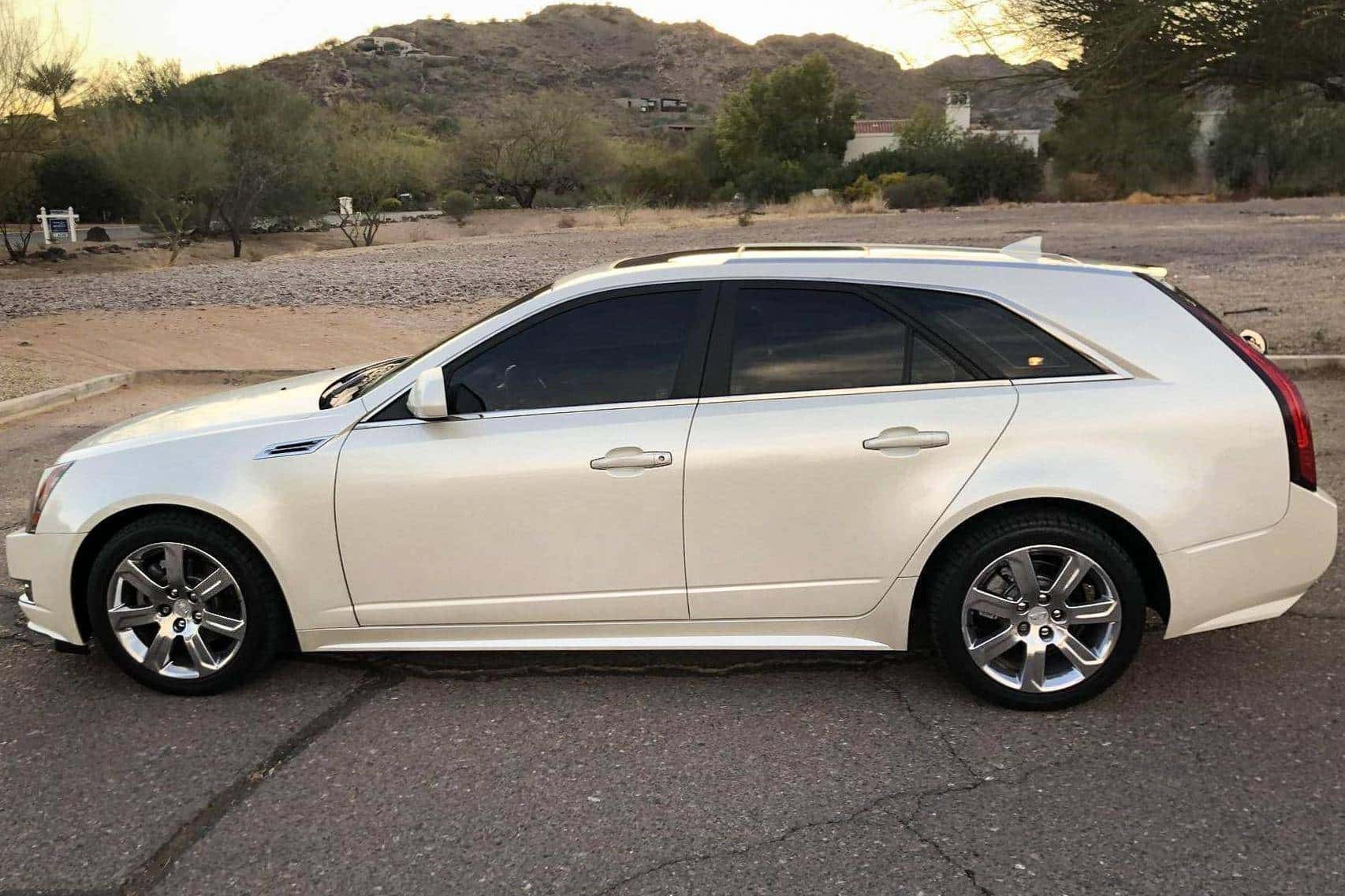 2010 Cadillac CTS sold for $8,600