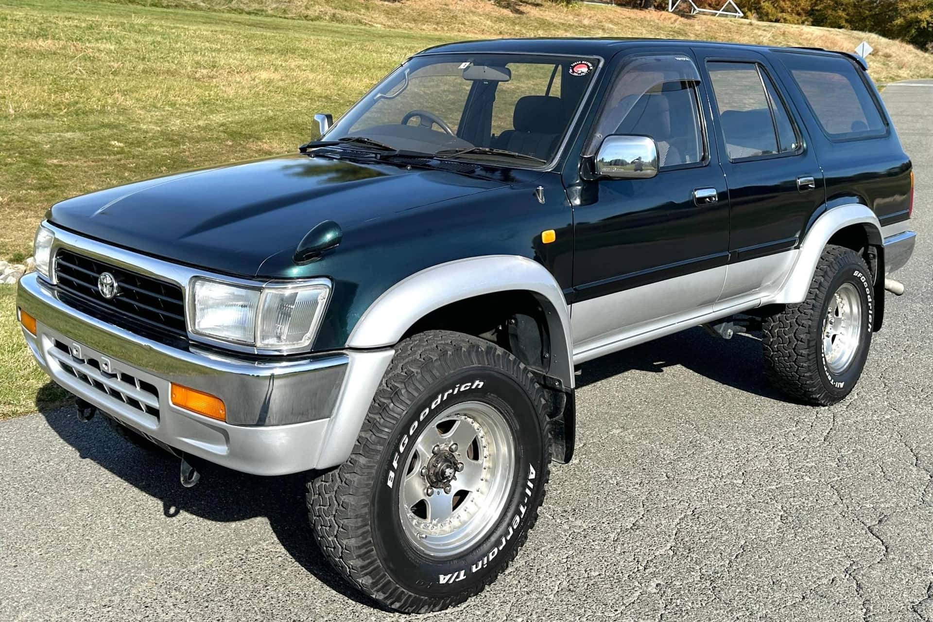 1994 Toyota Hilux sold for $13,000