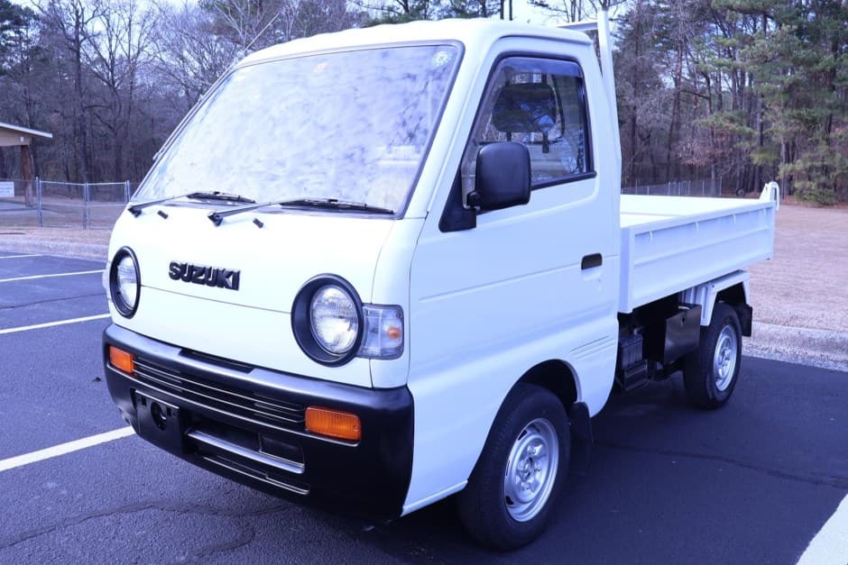 1994 Suzuki Carry sold for $13,000