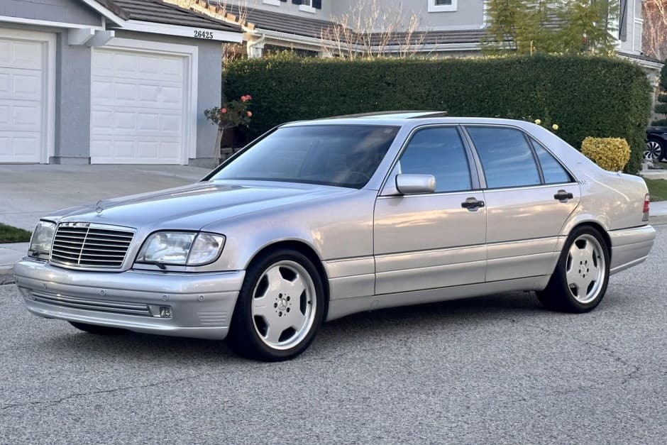 1997 Mercedes-Benz W140 S-Class sold for $35,500