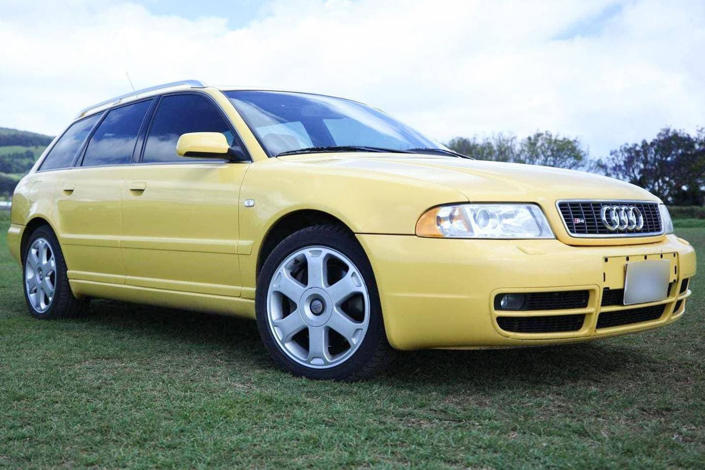 2001 Audi B5 S4 sold for $12,800