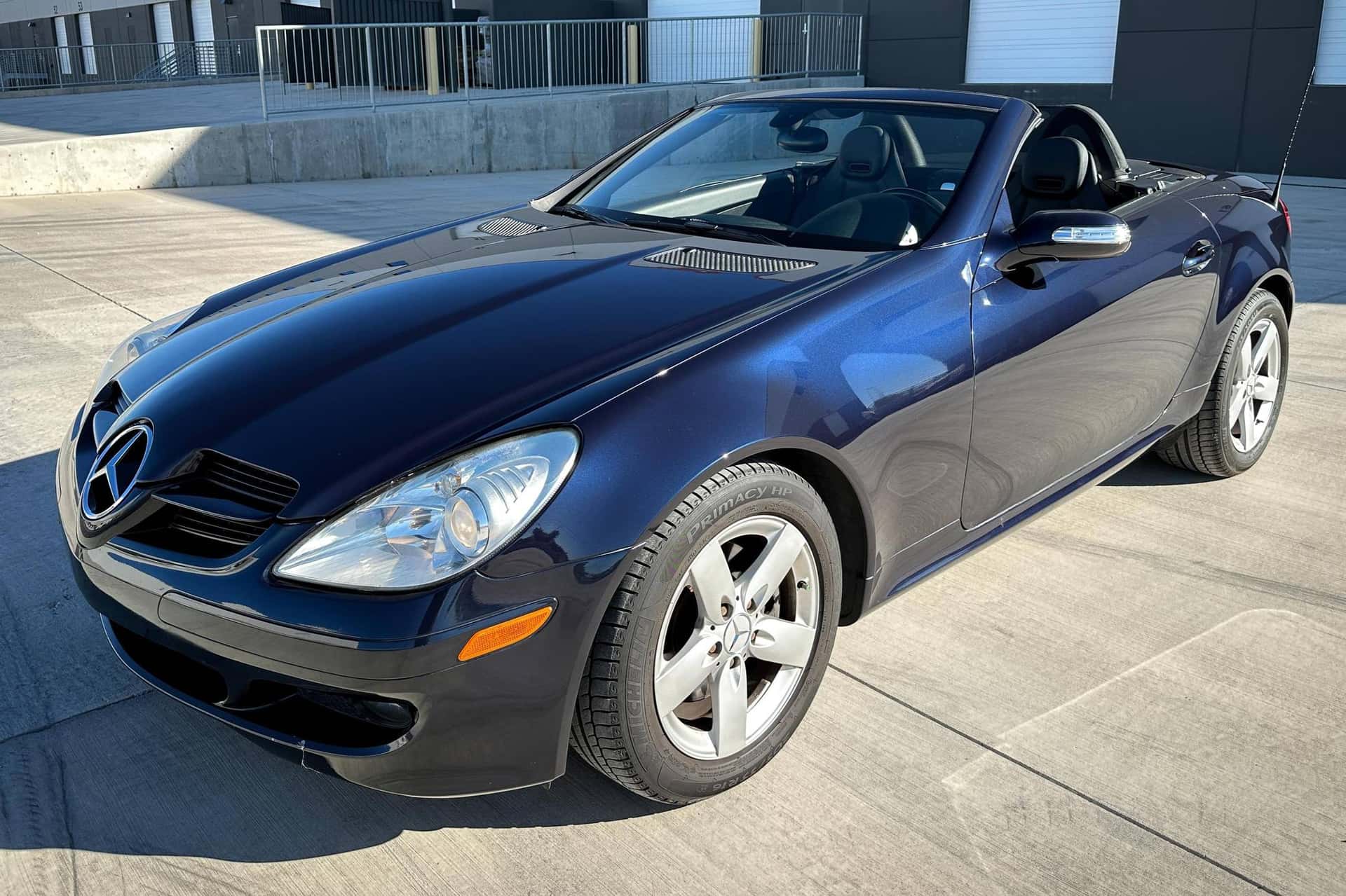 2007 Mercedes-Benz SLK-Class sold for $9,200