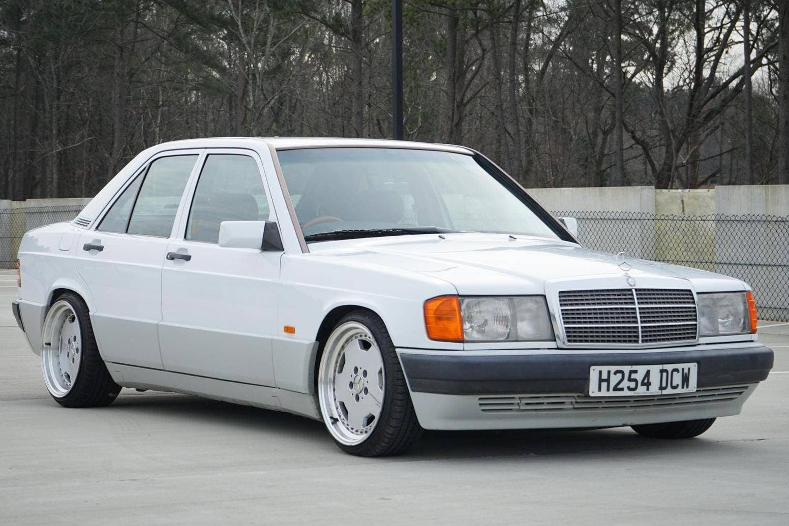 1991 Mercedes-Benz C-Class sold for $9,811