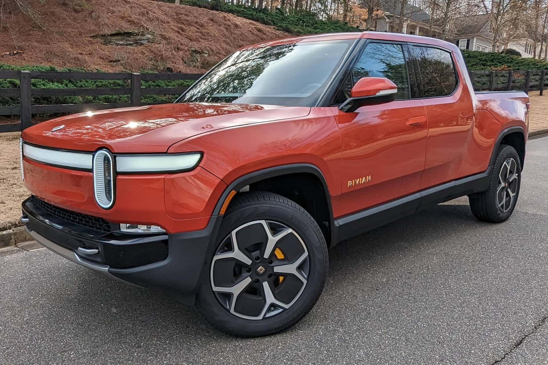 2022 Rivian R1T sold for $77,000