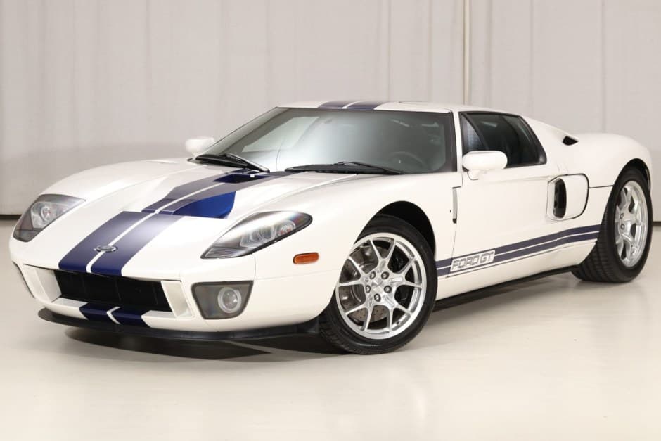 2005 Ford GT 1st Generation sold for $422,500