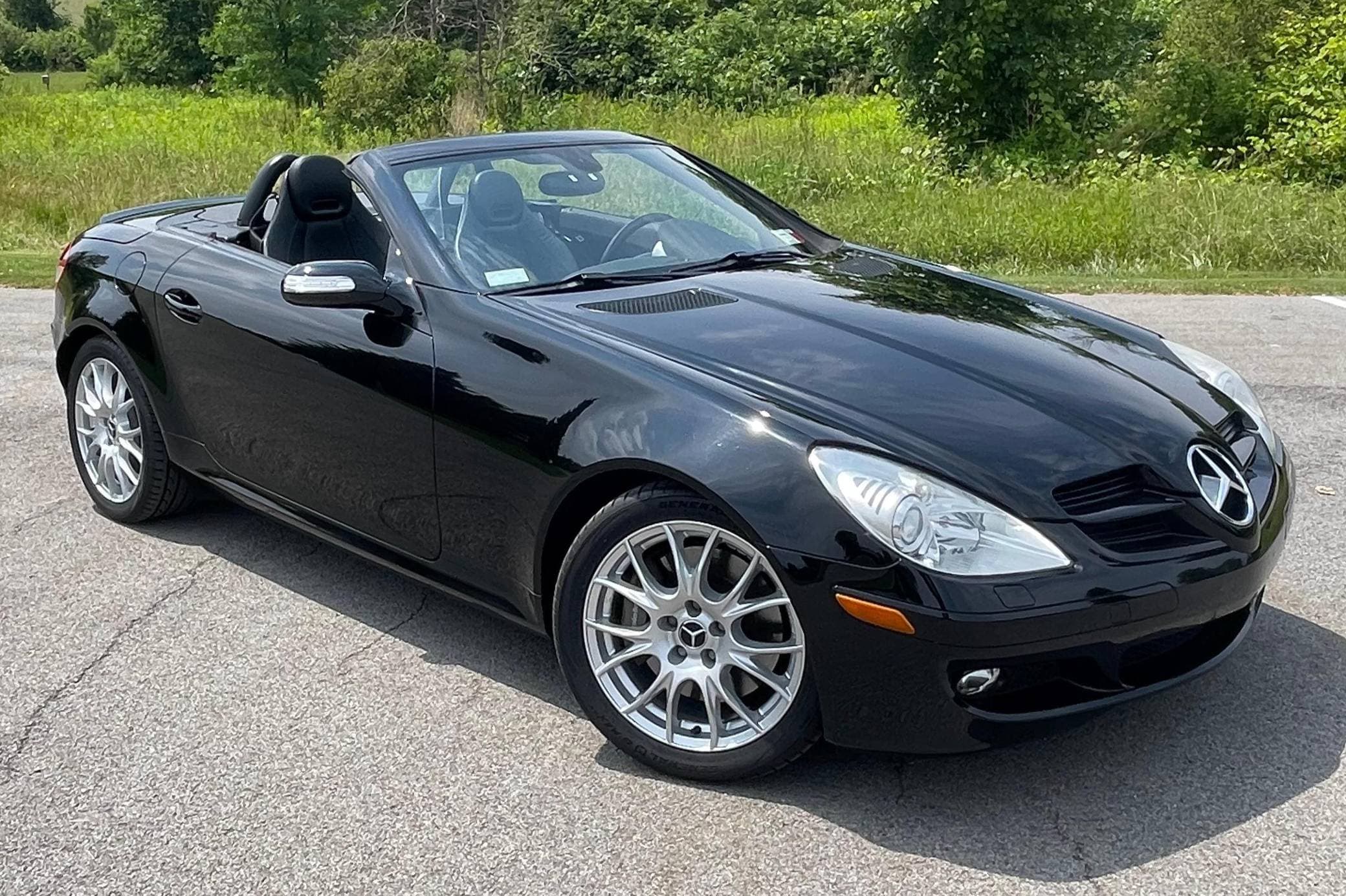 2005 Mercedes-Benz SLK-Class sold for $7,350