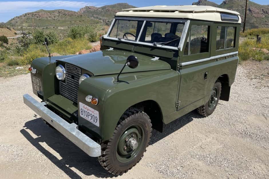 1961 Land Rover Series 88 sold for $32,750