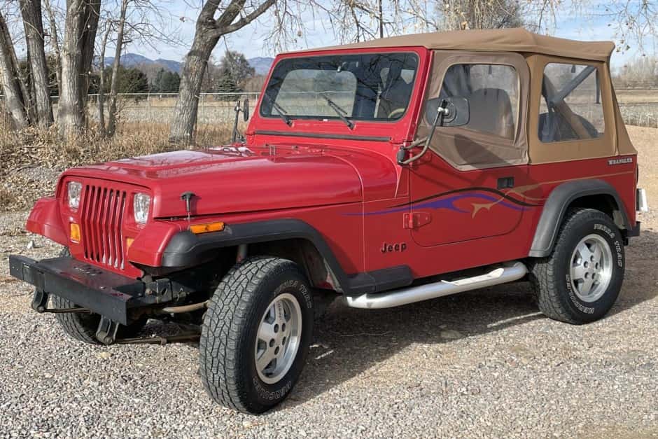 1987 Jeep Wrangler YJ (1987-1995) sold for $8,900