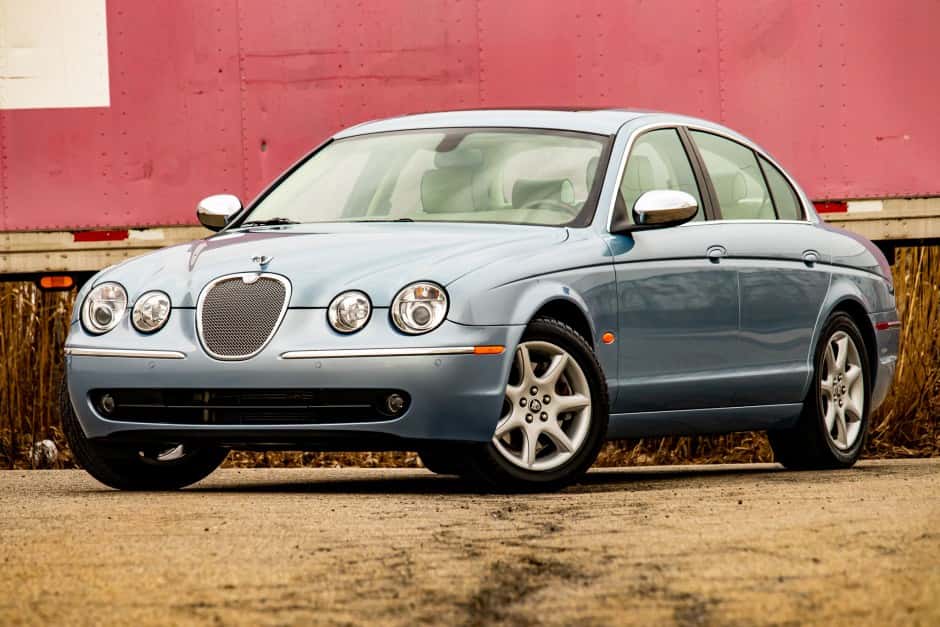 2007 Jaguar S-Type (1999-2007) sold for $15,500