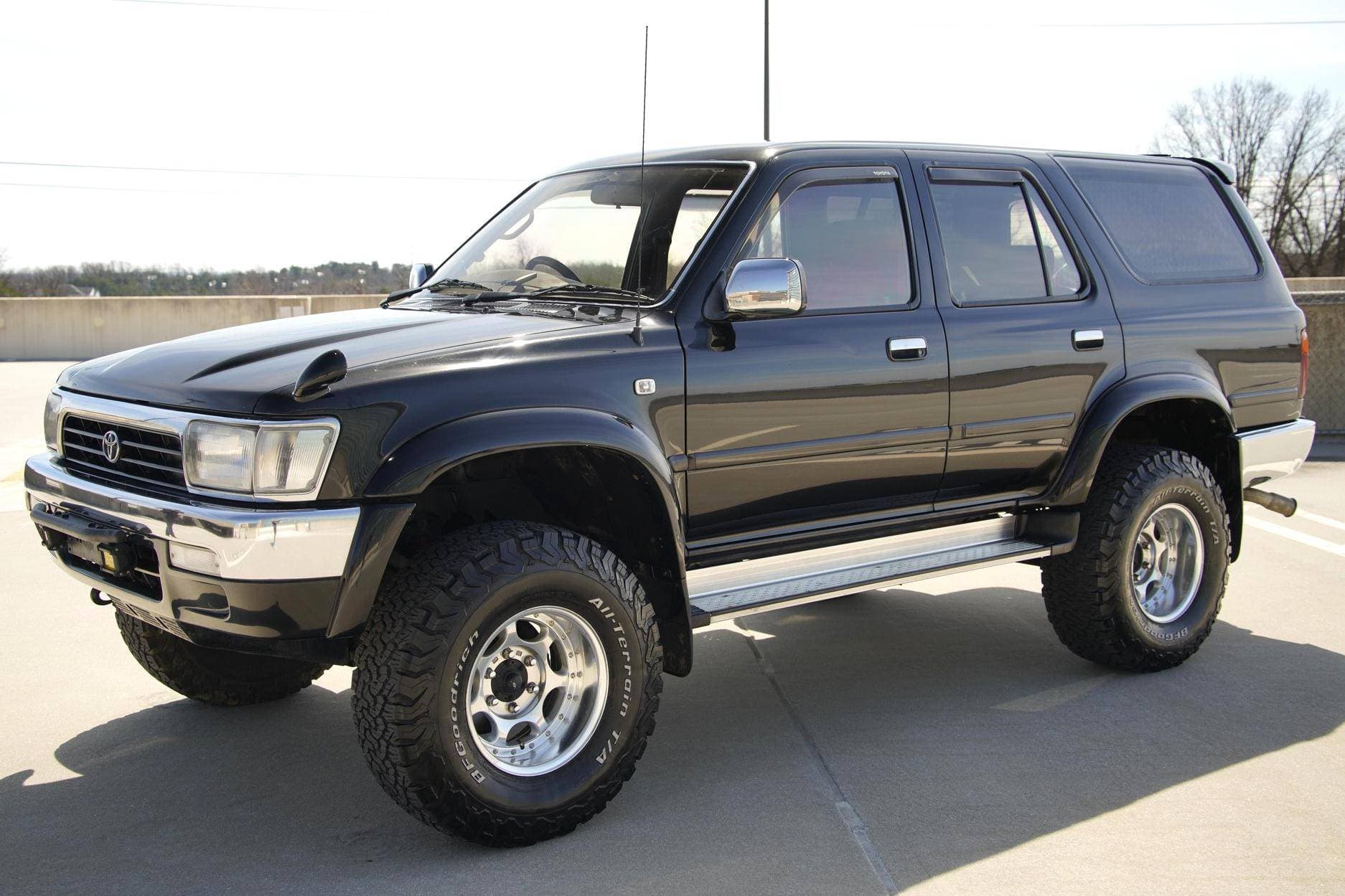 1994 Toyota Hilux sold for $17,000