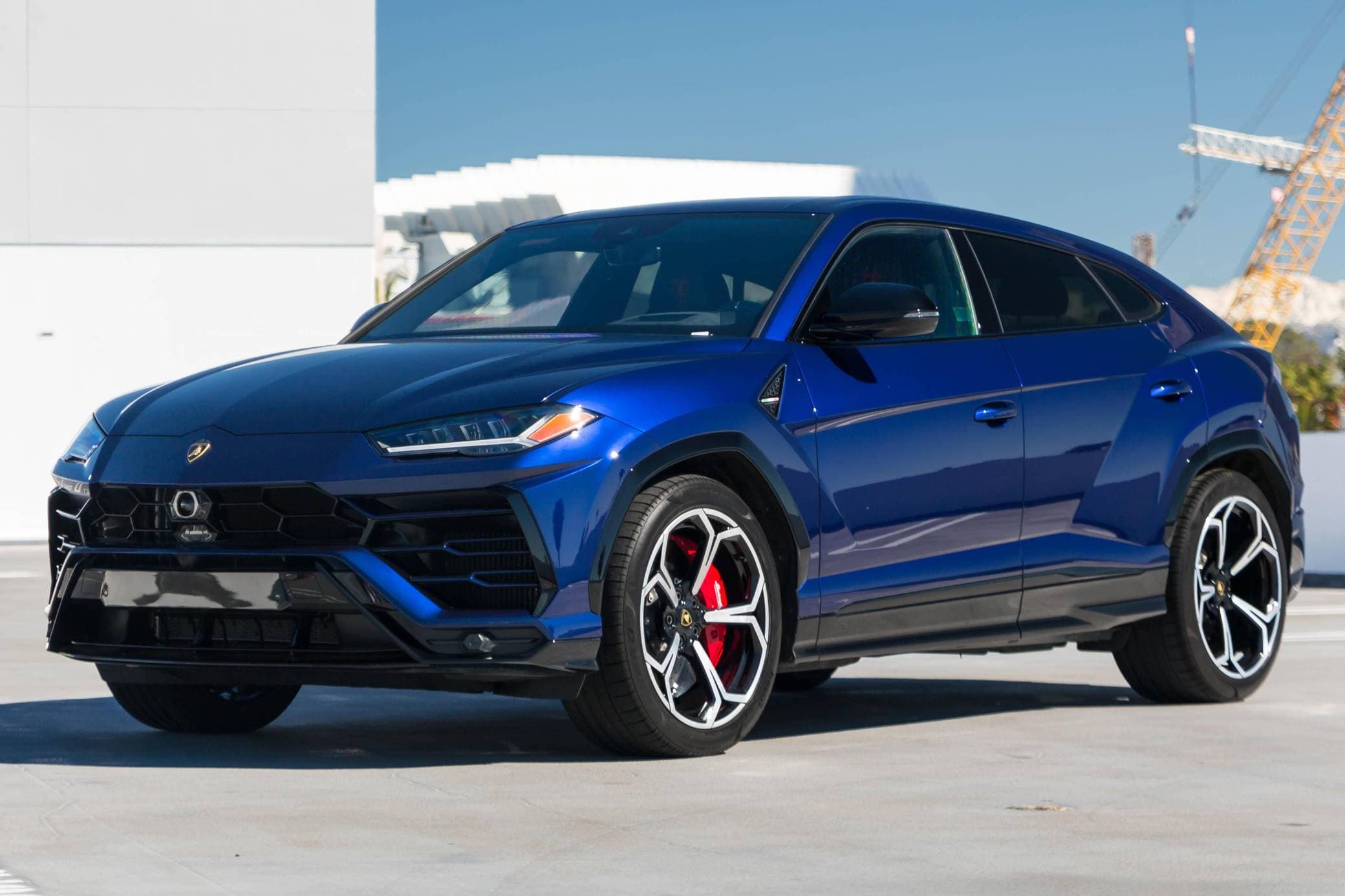 2021 Lamborghini Urus sold for $222,000