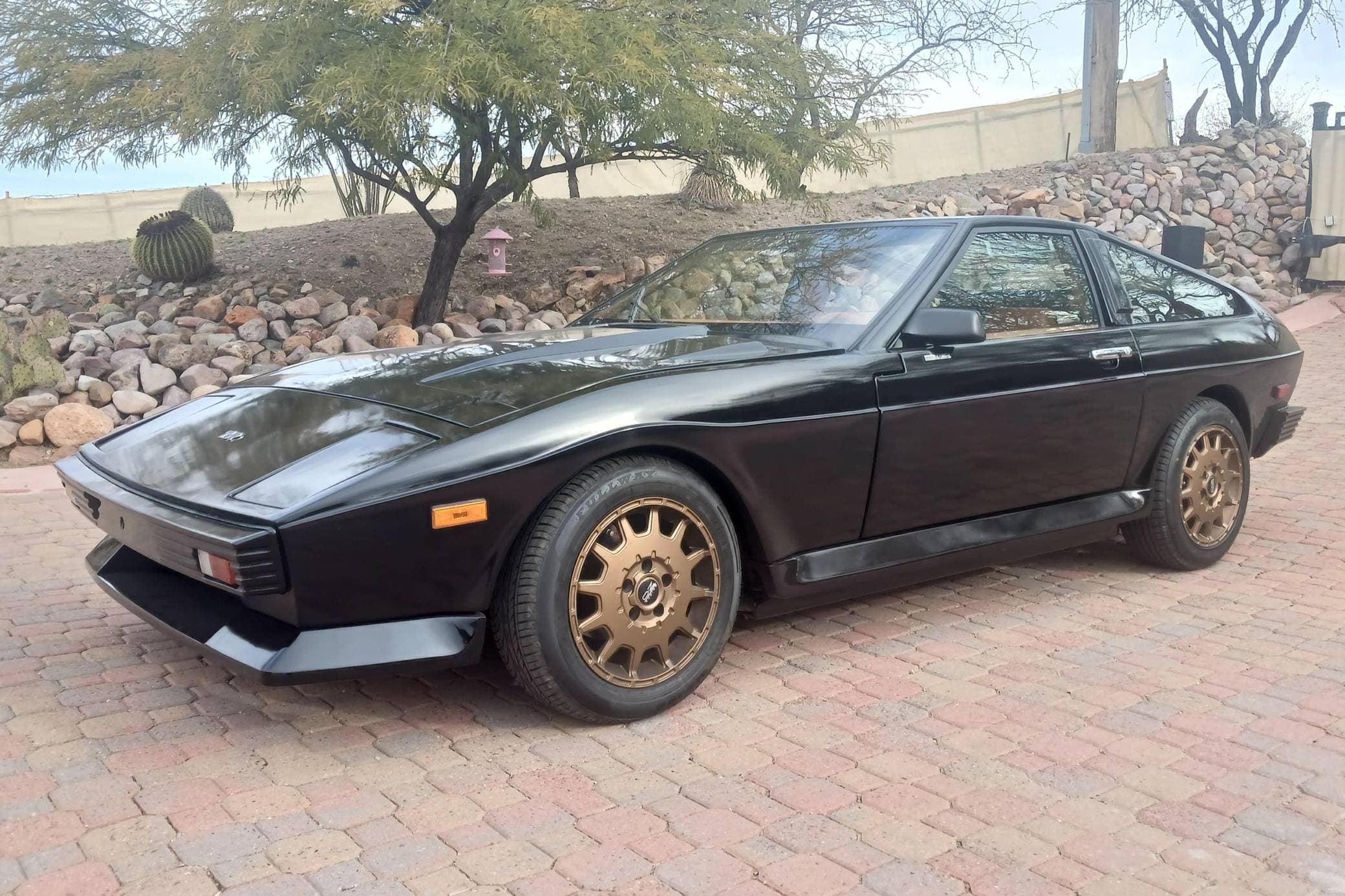 1984 TVR 280i sold for $9,000