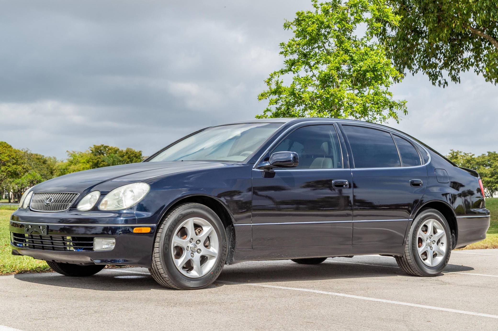 2002 Lexus GS sold for $12,700