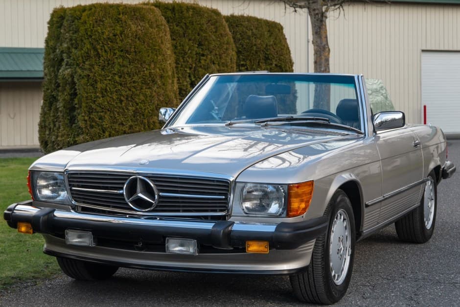 1989 Mercedes-Benz R107 SL sold for $24,500