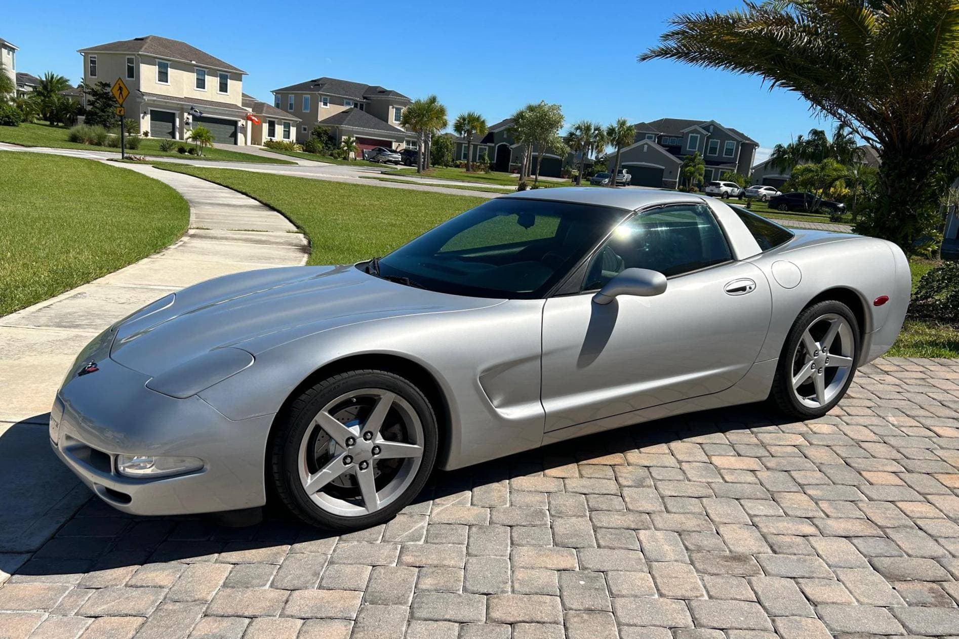 1997 Chevrolet C5 Corvette sold for $12,700