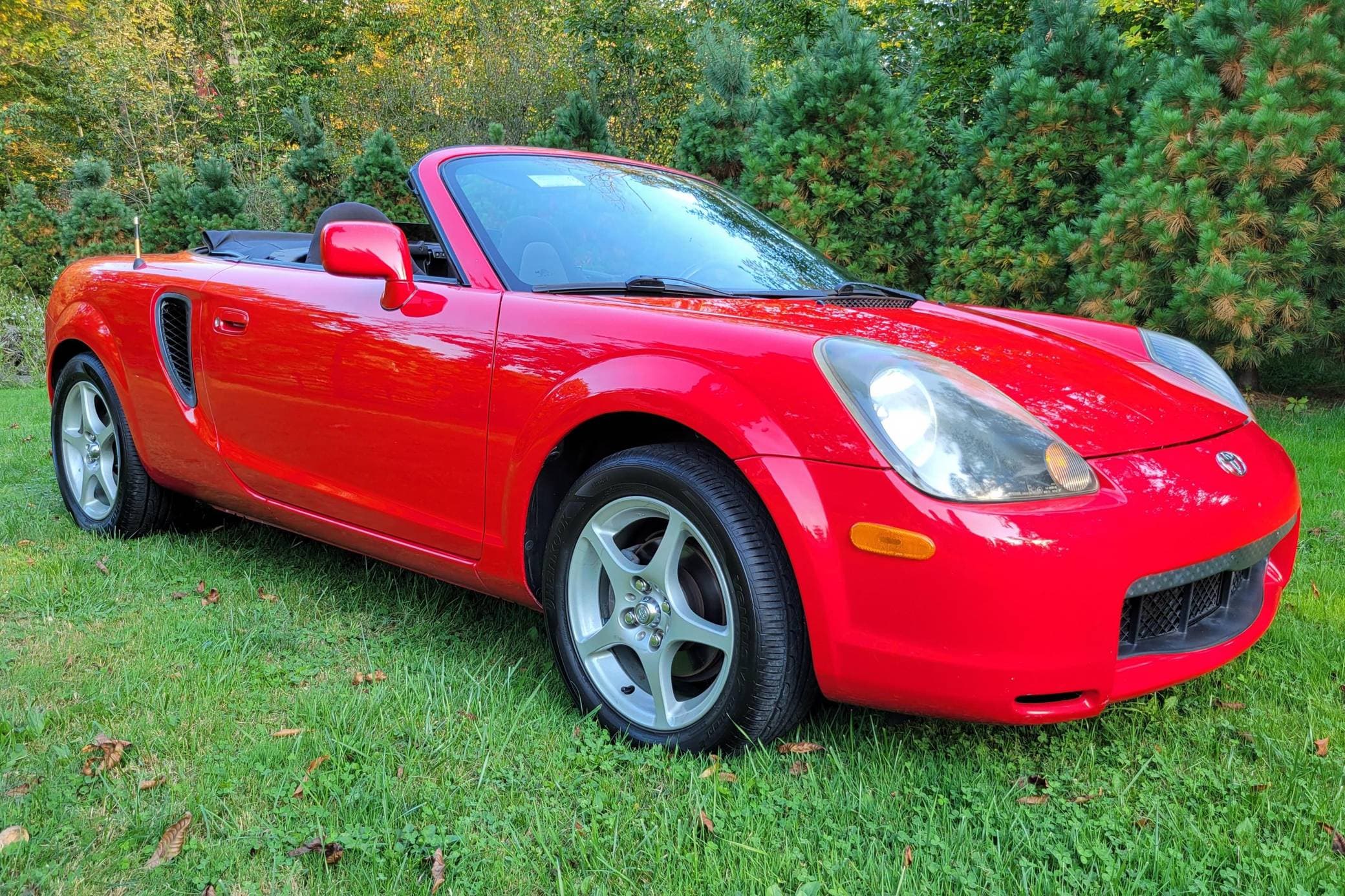 2000 Toyota MR2 Spyder sold for $6,000