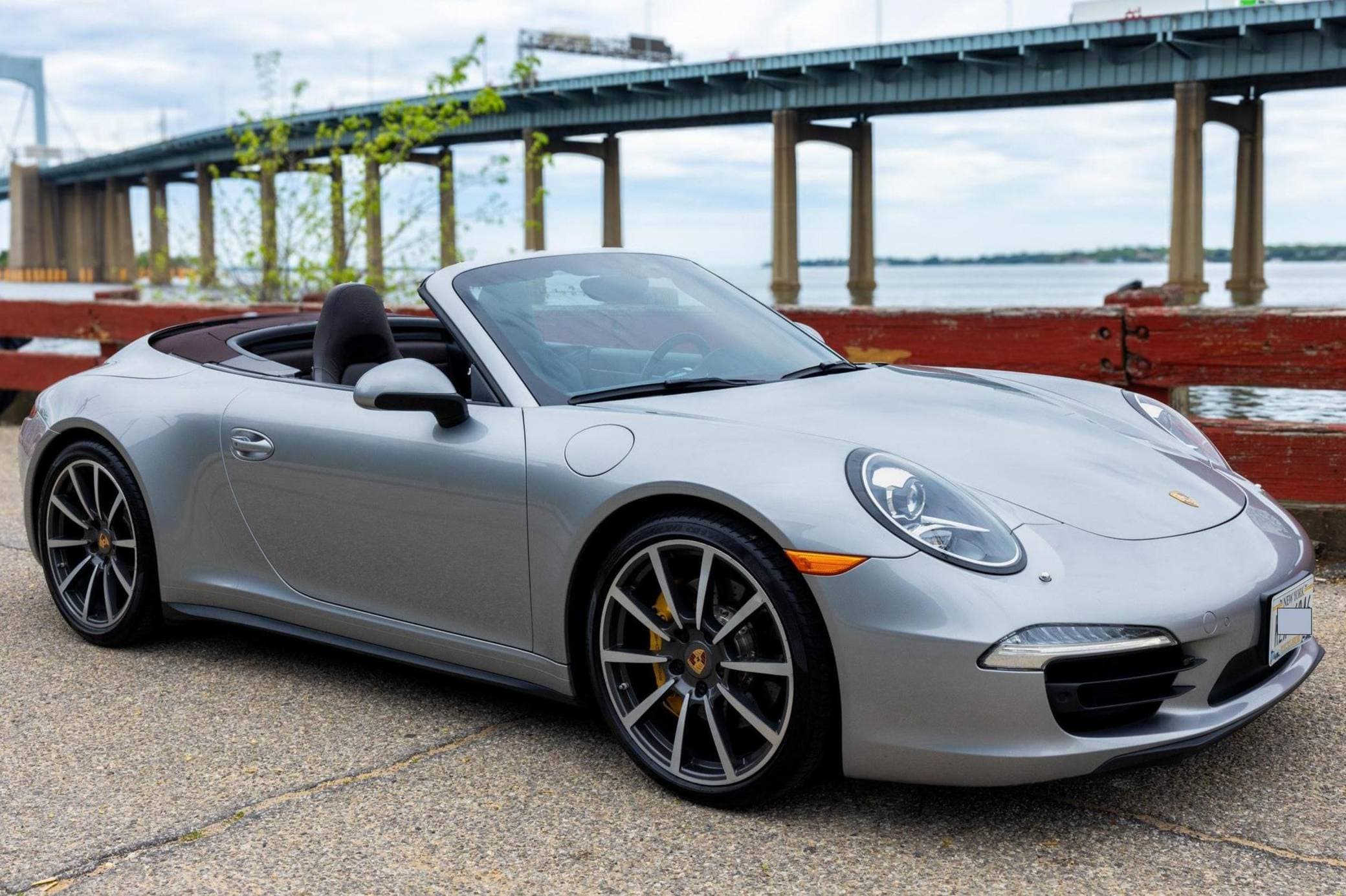 2013 Porsche 991 911 sold for $62,100