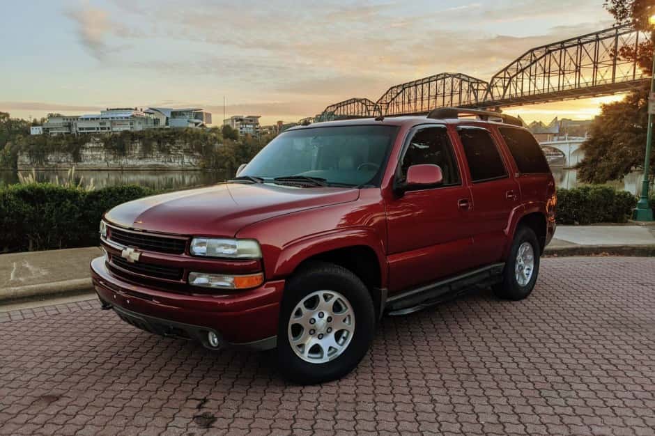2003 Chevrolet Tahoe GMT800 sold for $23,250