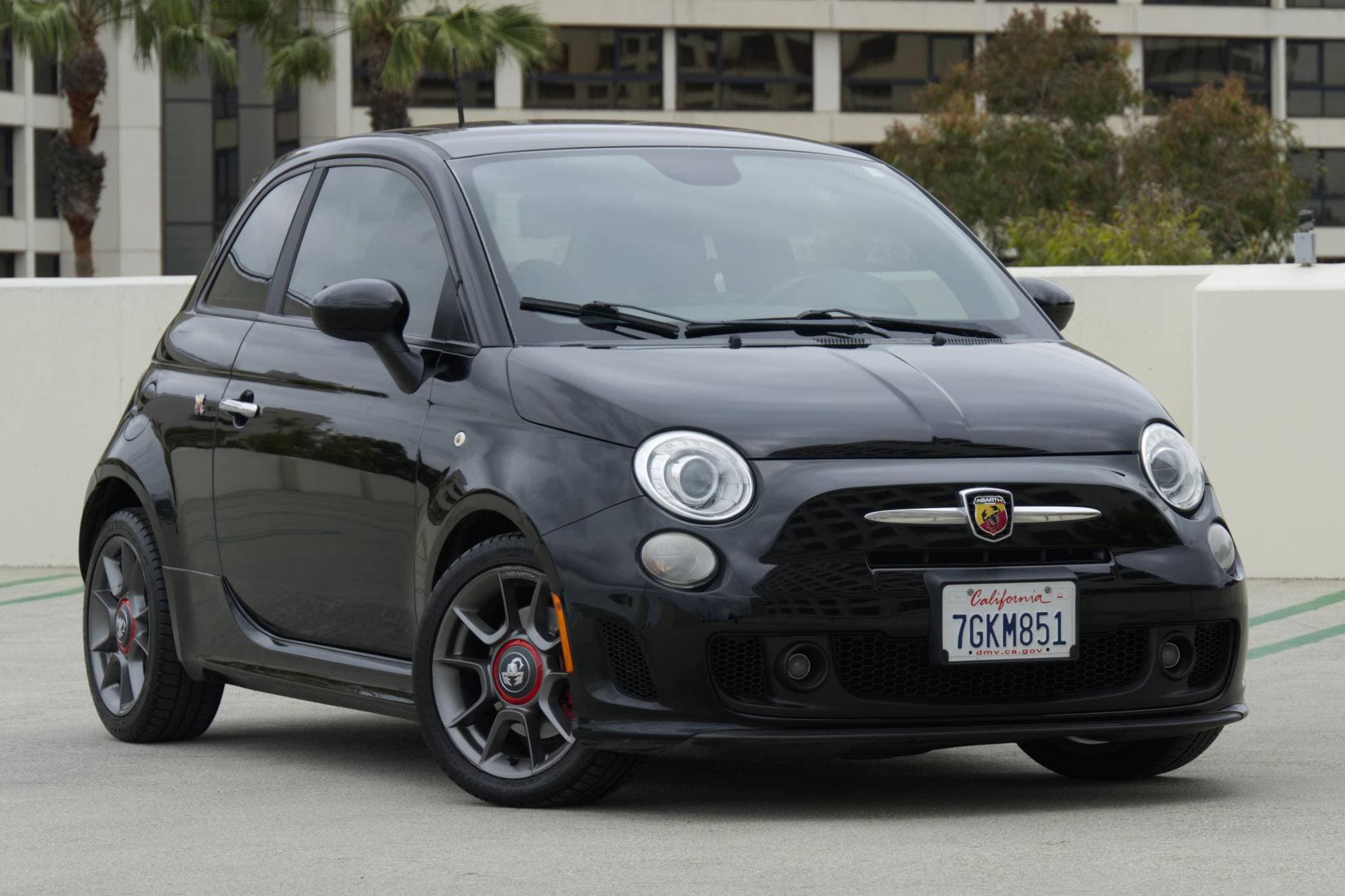 2014 Fiat 500 Abarth sold for $7,100