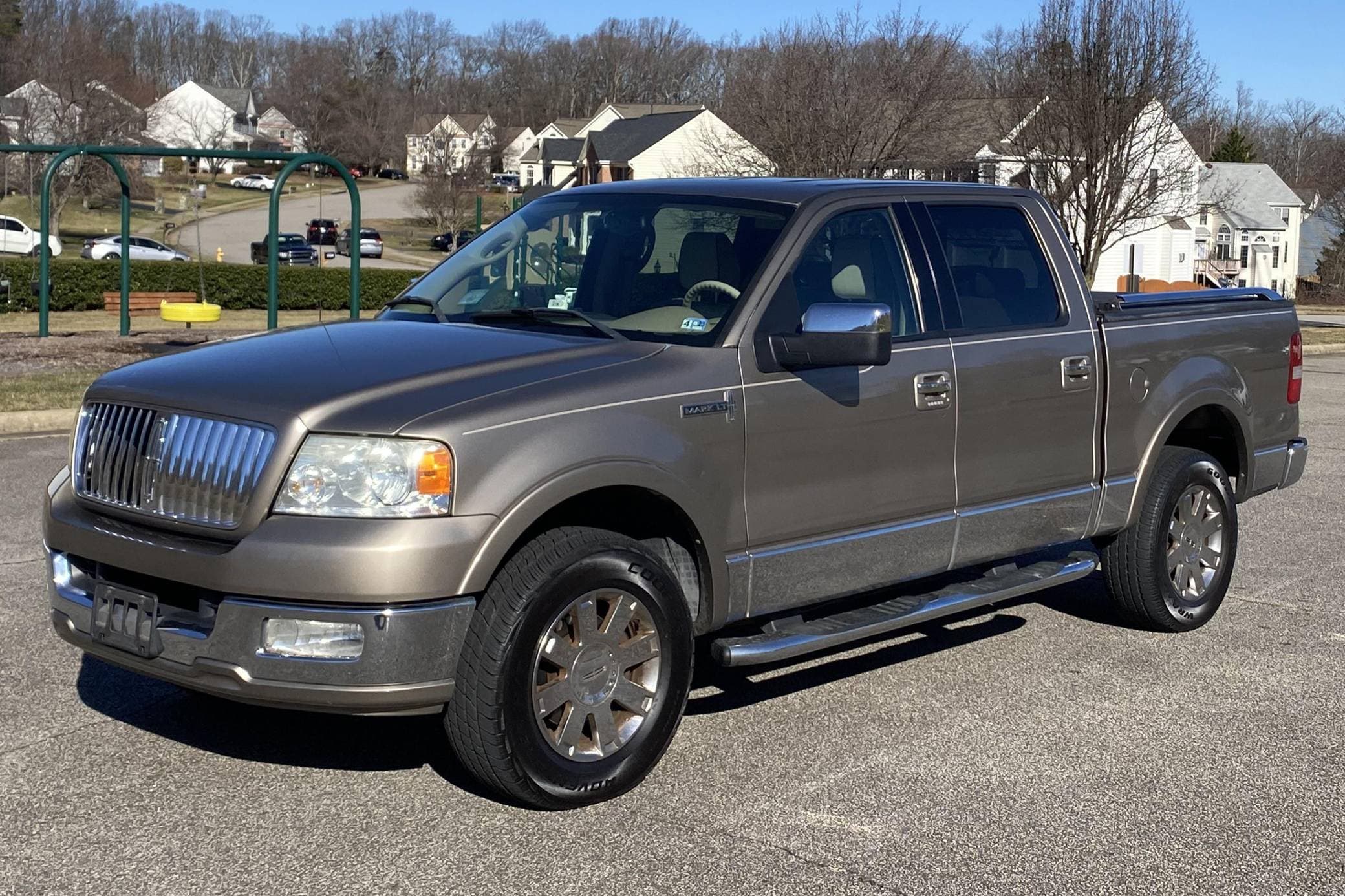 2006 Lincoln Mark LT sold for $14,000