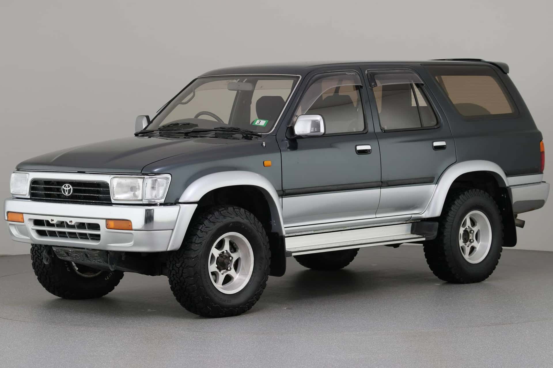 1994 Toyota Hilux sold for $8,650