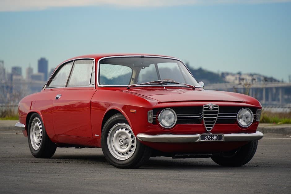 1967 Alfa Romeo 105/115 Series Coupe sold for $72,500