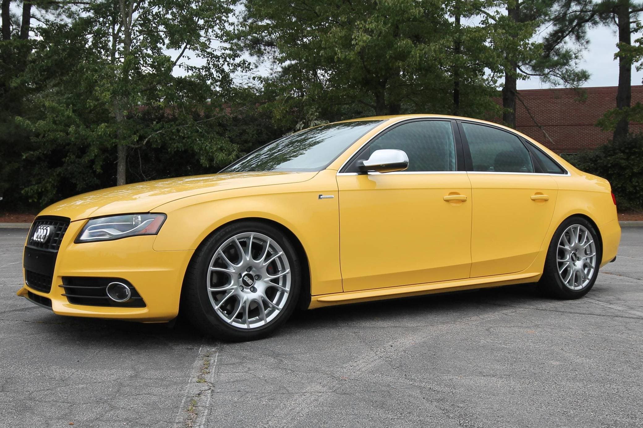 2011 Audi B8 S4 sold for $23,250