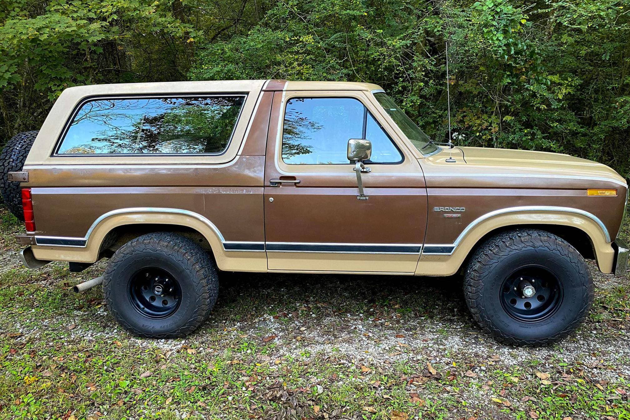1983 Ford Bronco sold for $7,000