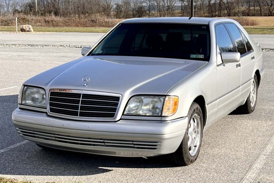 1998 Mercedes-Benz W140 S-Class sold for $9,500