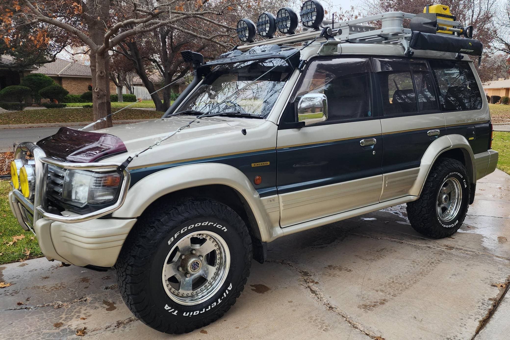 1992 Mitsubishi Pajero sold for $15,250