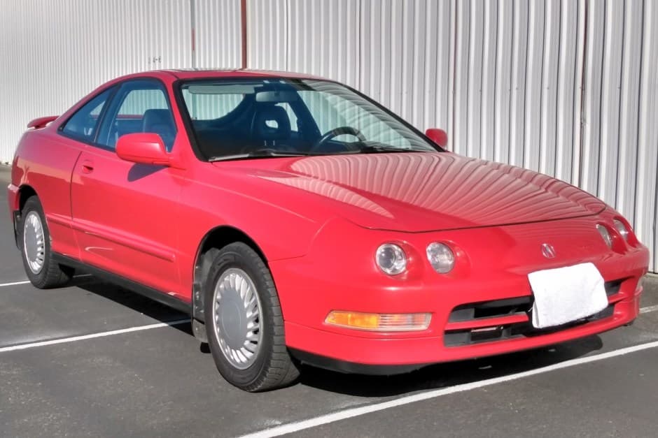 1996 Acura Integra sold for $9,000