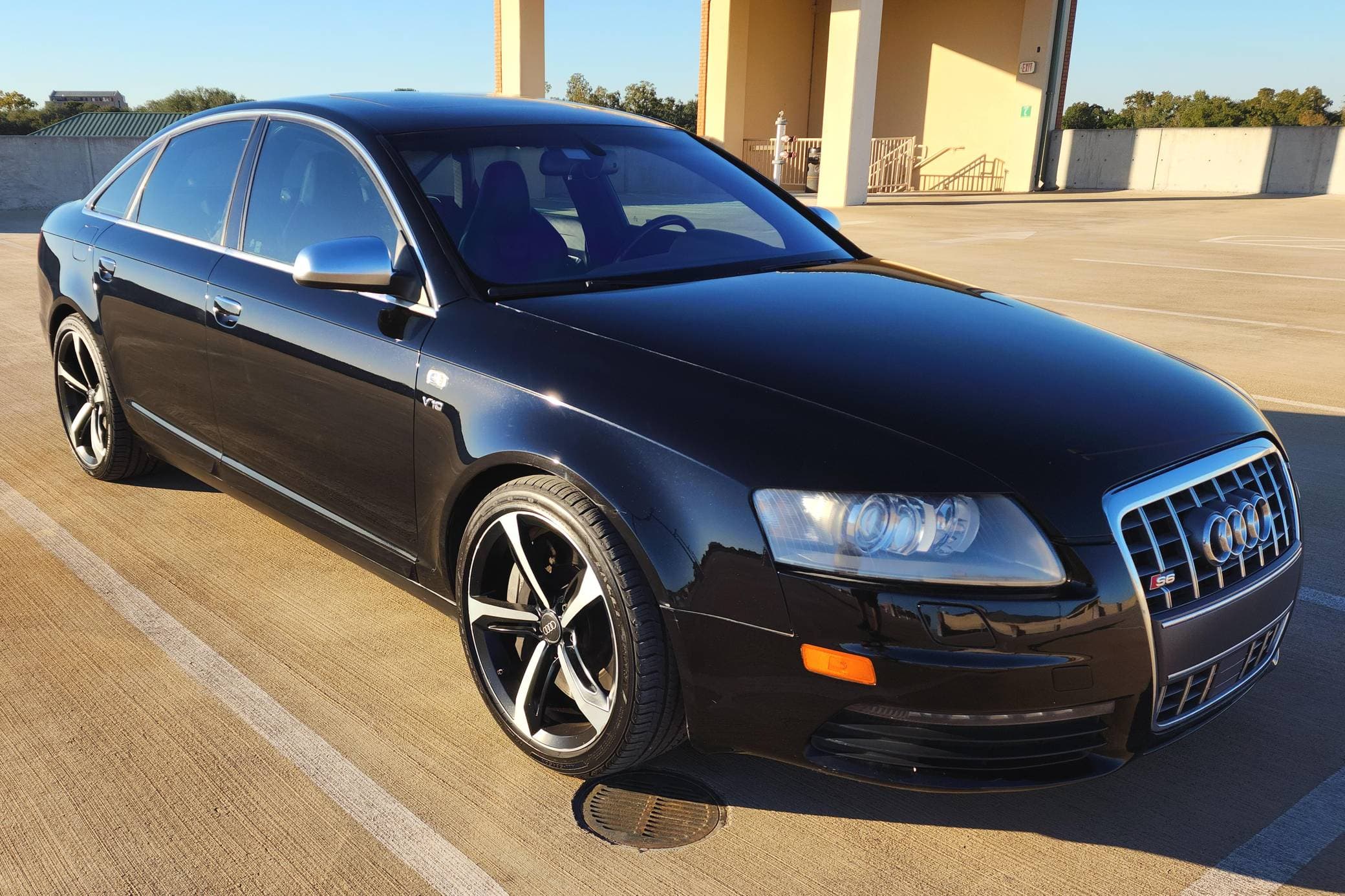 2007 Audi S6 sold for $7,100