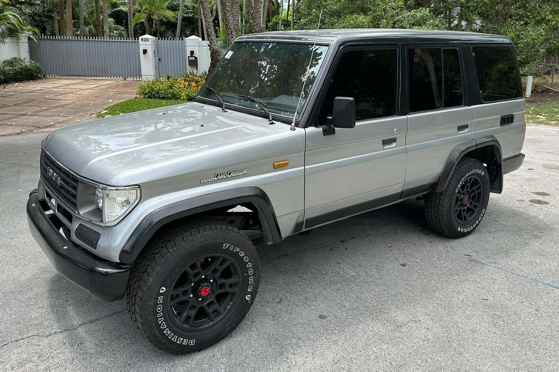 1991 Toyota Land Cruiser sold for $23,000