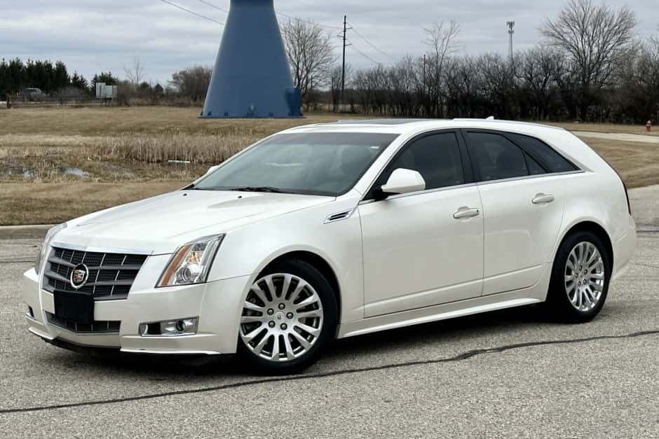 2010 Cadillac CTS & CTS-V sold for $18,350