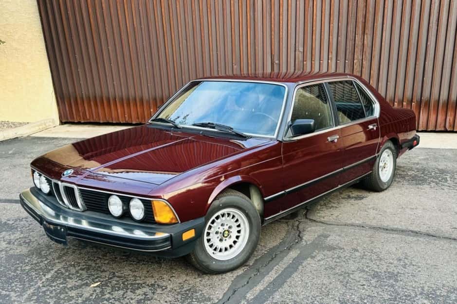1983 BMW E23 7-Series sold for $13,500