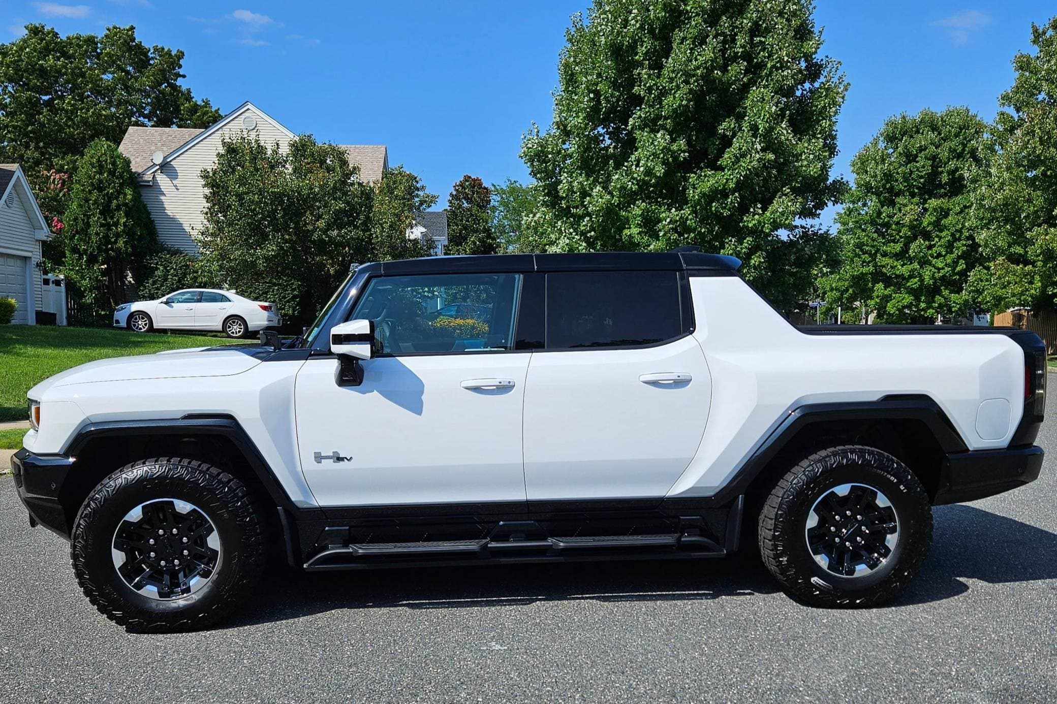 2022 Hummer EV Pickup sold for $132,645