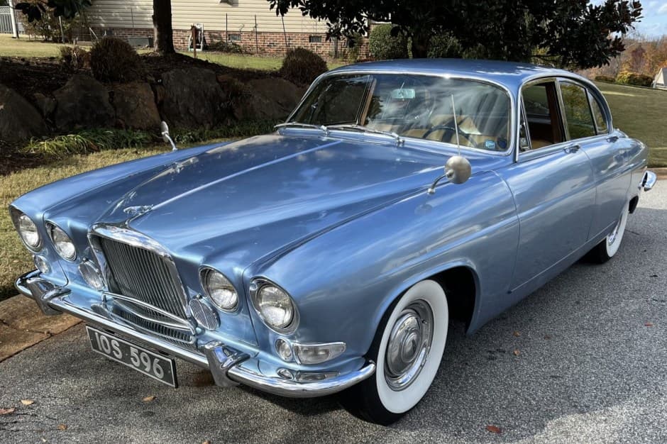 1963 Jaguar sold for $9,000