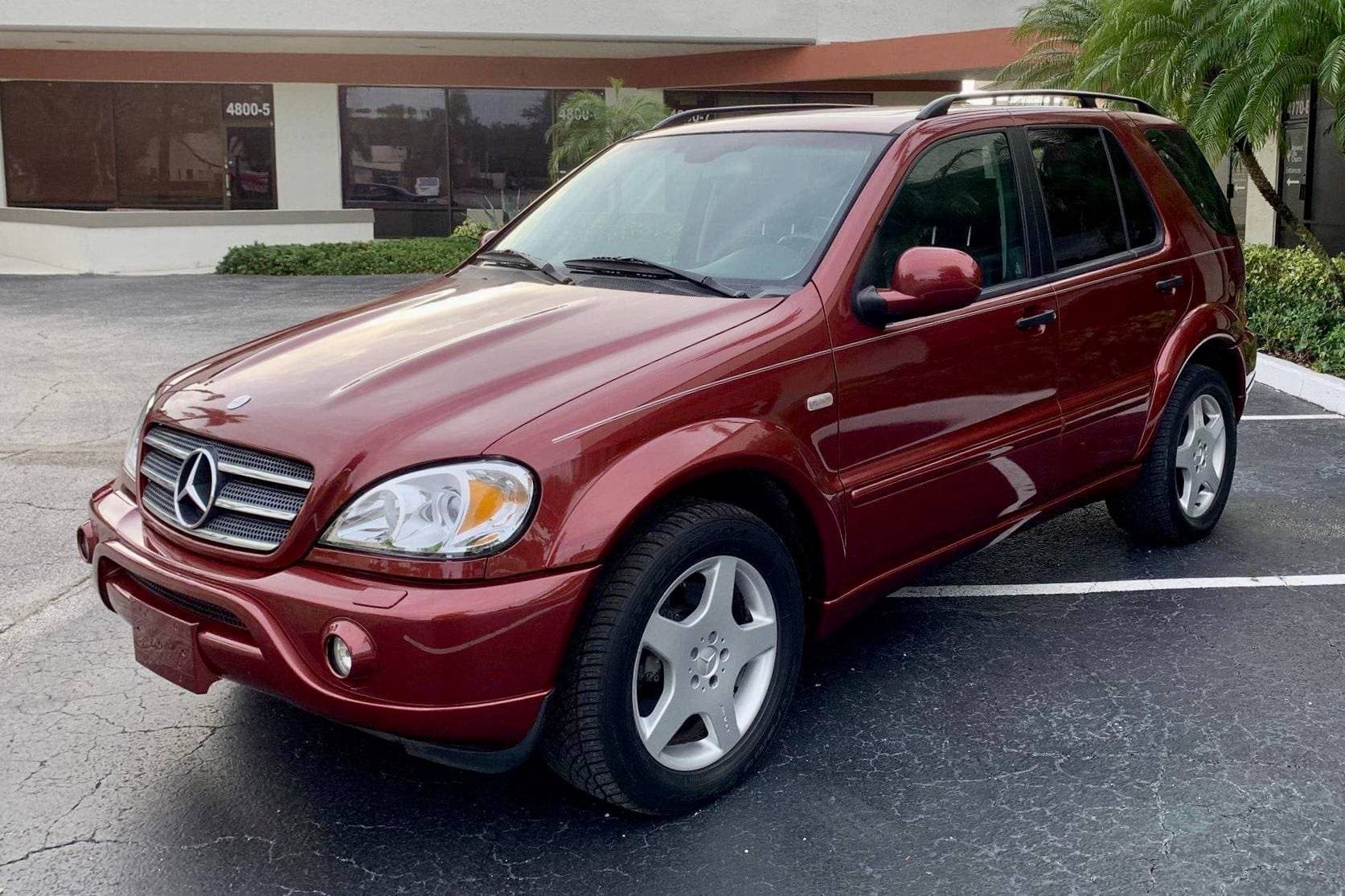 2000 Mercedes-Benz ML AMG sold for $6,800