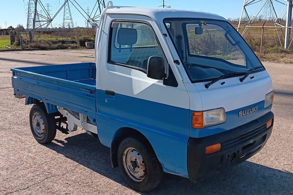 1996 Suzuki Carry sold for $4,600