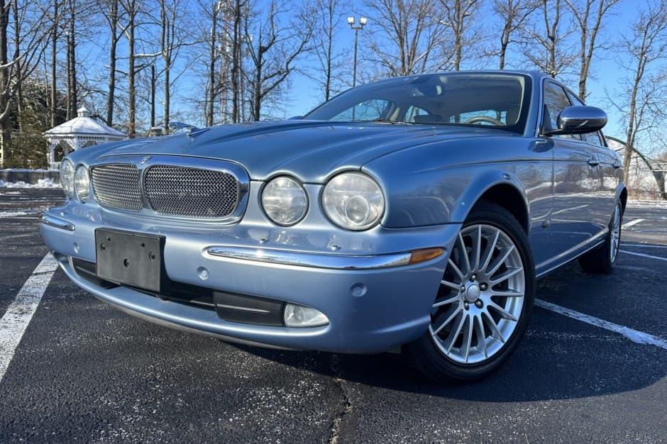 2007 Jaguar X350/X356/X358 XJ (2004-2009) sold for $10,500