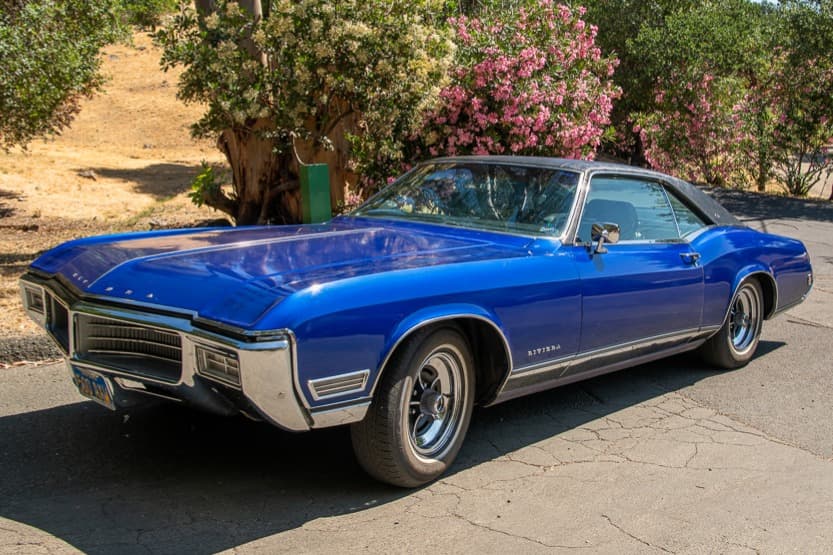 1969 Buick Riviera sold for $16,750