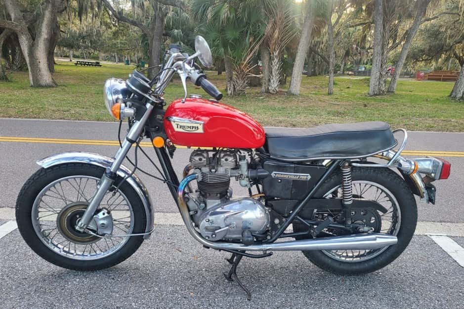 1976 Triumph Bonneville T140 sold for $3,401