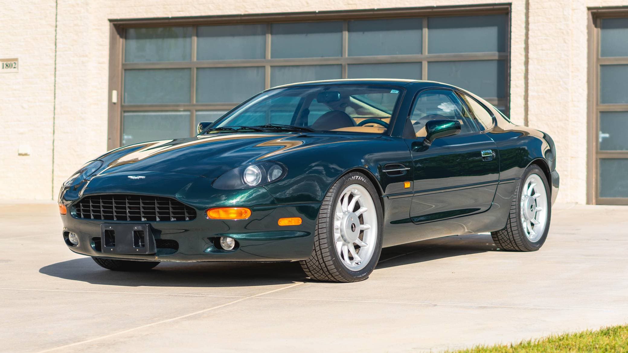 1998 Aston Martin DB7 sold for $34,007