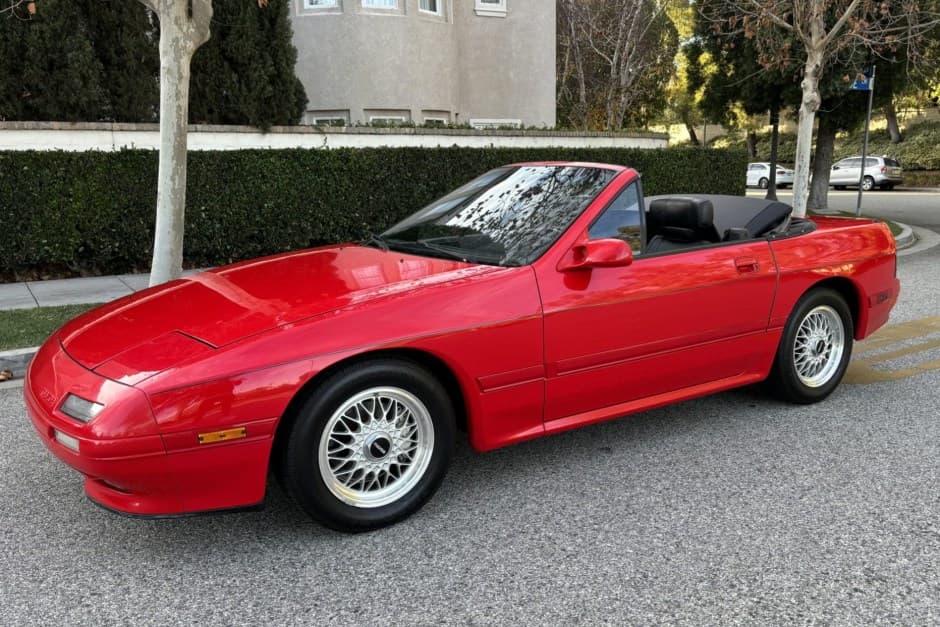 1990 Mazda RX-7 FC sold for $11,666