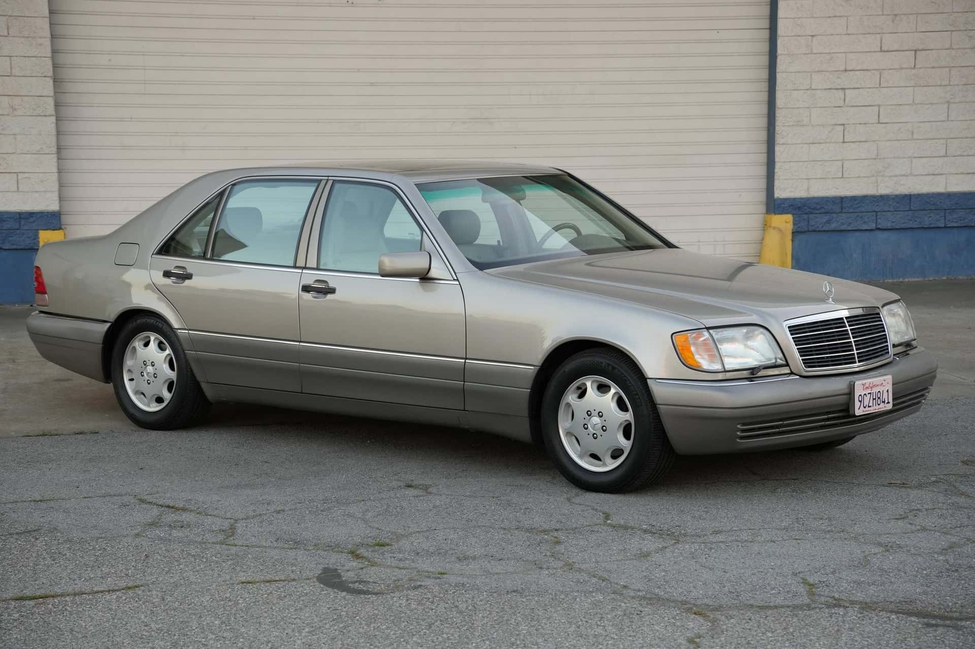 1996 Mercedes-Benz S-Class sold for $6,500